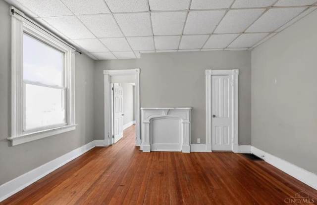 206 West 69th Street Gallery 4