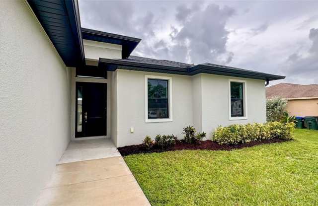 4837 SUNBURST Avenue Gallery 3