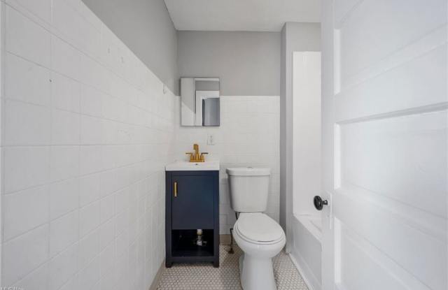 1932 Coltman Road - 4- Up left Gallery 4