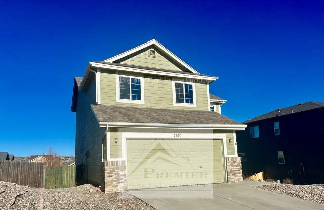 7670 Bentwater Drive Gallery 2