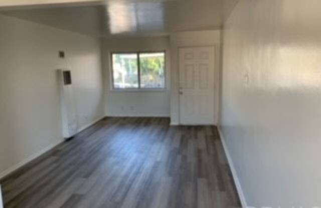 248 E Navilla Place Gallery 4