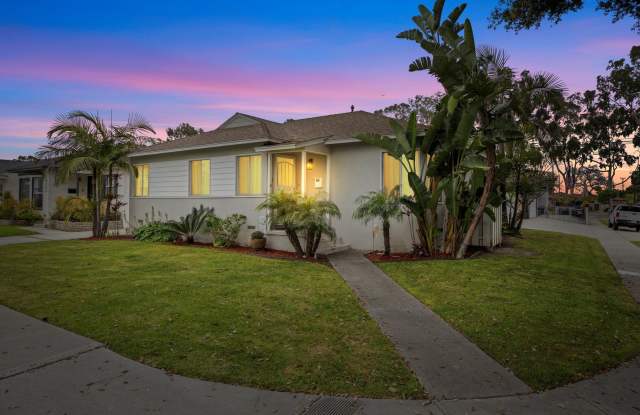 Beautiful Summer Home | Gorgoeus Yard | 3-Bedroom Home for Rent photos photos