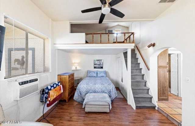8507 E HAZELWOOD Street Gallery 3