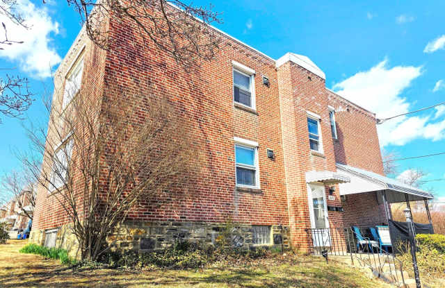 1849 STANWOOD Street unit: 2 photos photos