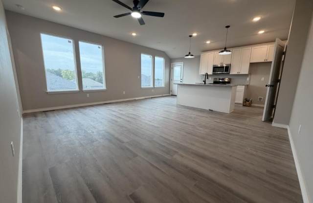 1183 E Habersham Street Gallery 2