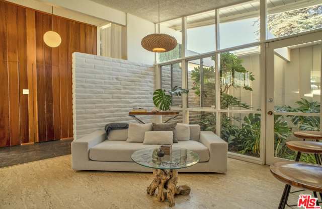 15573 BRIARWOOD DR Gallery 3