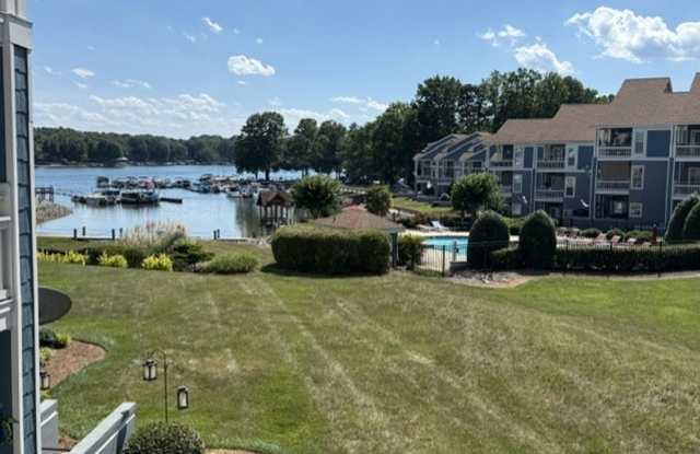 Waterfront Condo Fully Renovated for Lease on Lake Norman at Davidson Landing photos photos
