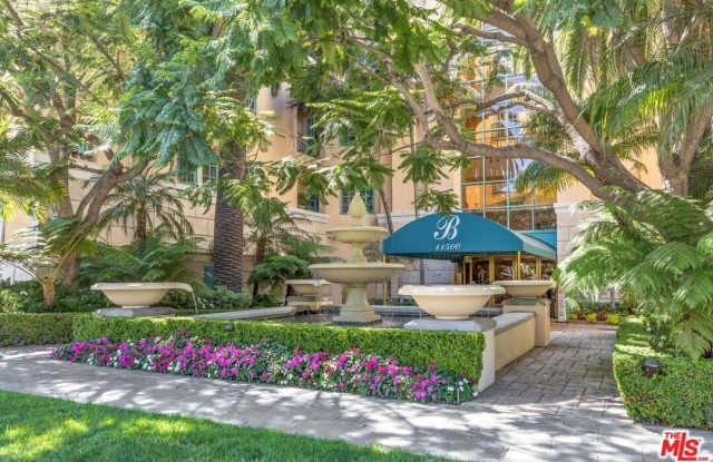 11500 San Vicente Blvd - 11500 San Vicente Boulevard, Los Angeles, CA 90049