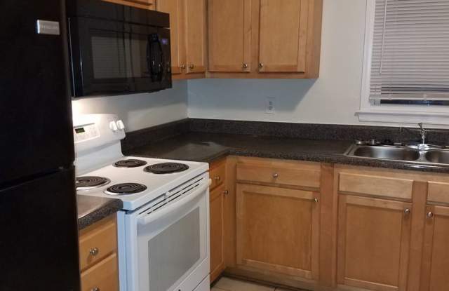 Spacious 3 bedroom Townhouse in Chesapeake Gallery 3
