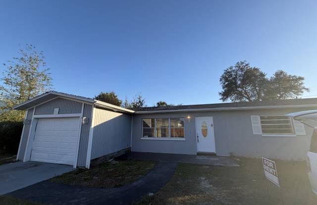 5202 Thornton Ln photos photos