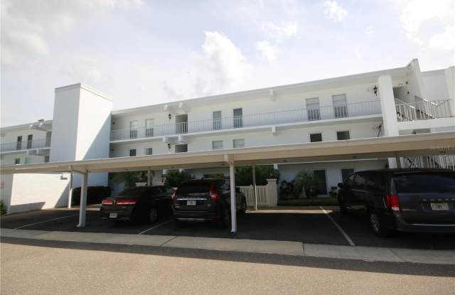 1655 S HIGHLAND AVENUE - 1655 South Highland Avenue, Largo, FL 33756