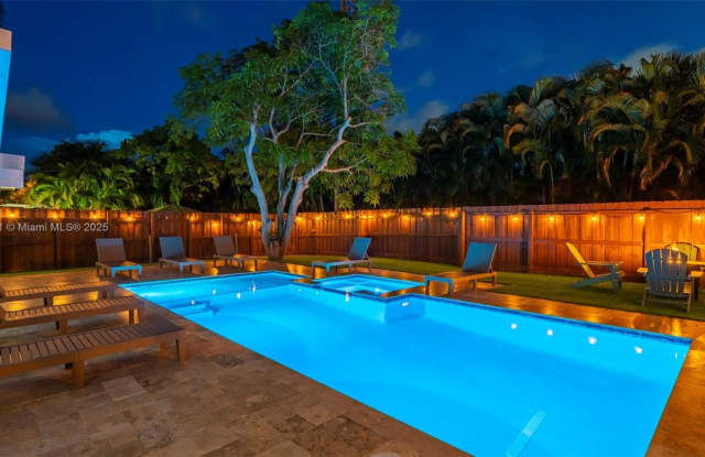 1230 Johnson St photos photos
