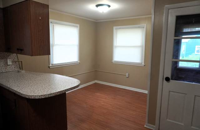 111 Ferndale Avenue Gallery 3
