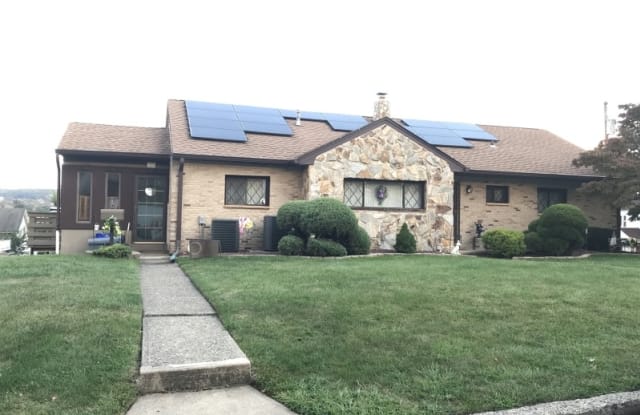 120 CROSBY AVE - 120 Crosby Ave, Totowa, NJ 07512