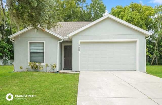 1500 Russell Avenue - 1500 Russell Avenue, Eustis, FL 32726