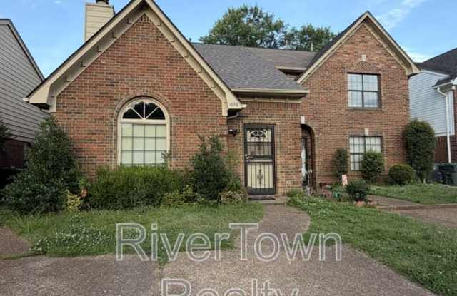 1648 Beaver Trail Dr photos photos