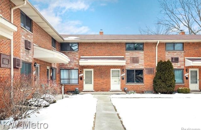 29166 TESSMER Court - 29166 Tessmer Court, Madison Heights, MI 48071