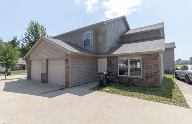 Northern Columbia duplex Gallery 1