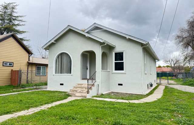 3 bed/2 ba house - Yuba City - 535 B Street, Yuba City, CA 95991