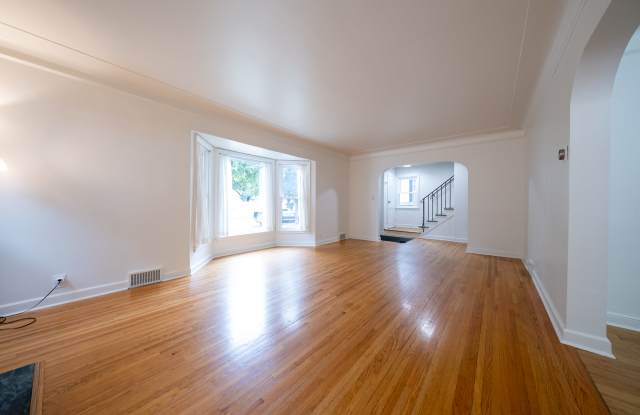 1600 Thomas Ave. Gallery 3