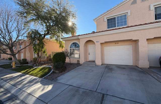 Townhouse with 2 Primary Bedrooms! photos photos