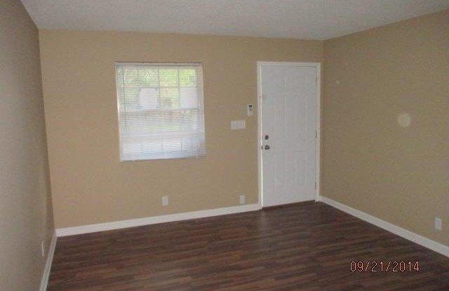10206 Meadowlark Drive Gallery 3