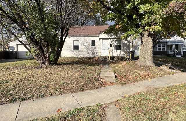 5322 E 19th Place - 5322 East 19th Place, Indianapolis, IN 46218