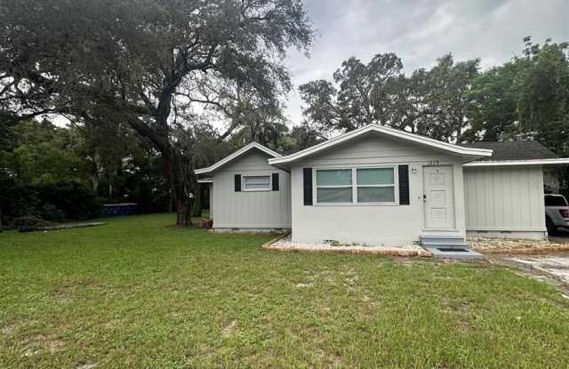 1375 E DRUID photos photos