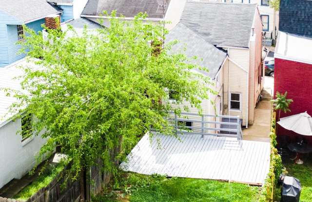223 LAWRENCE STREET Gallery 3