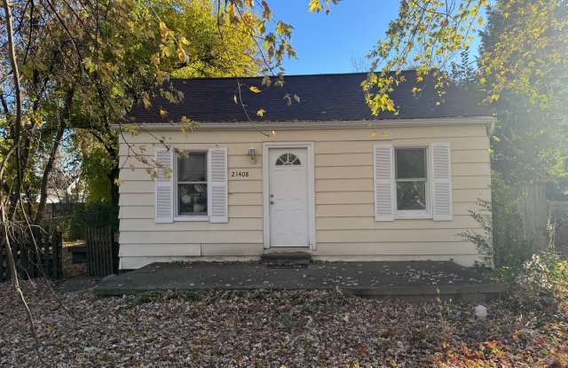 Perfect ranch in great Farmington hills neighborhood. photos photos