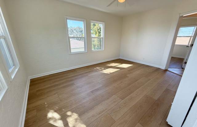 1 Bed/1 Bath Upper Level Condo For Rent in Colina Del Sol! photos photos