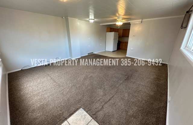 475 22nd Street Gallery 2