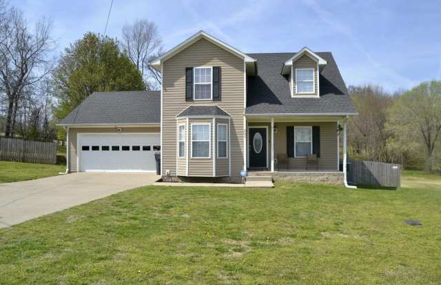 Large Home Coming Soon! Close to Fort Campbell with Large Fenced Yard photos photos