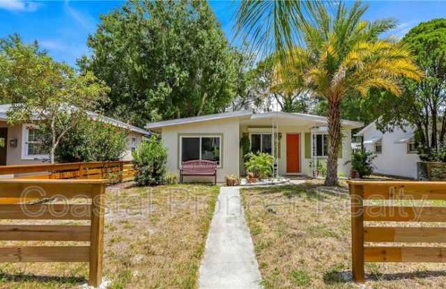 325 42nd Ave N photos photos