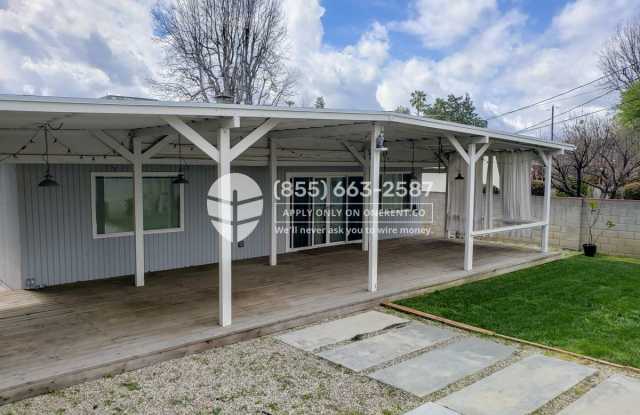 13441 Sylvan St Gallery 2