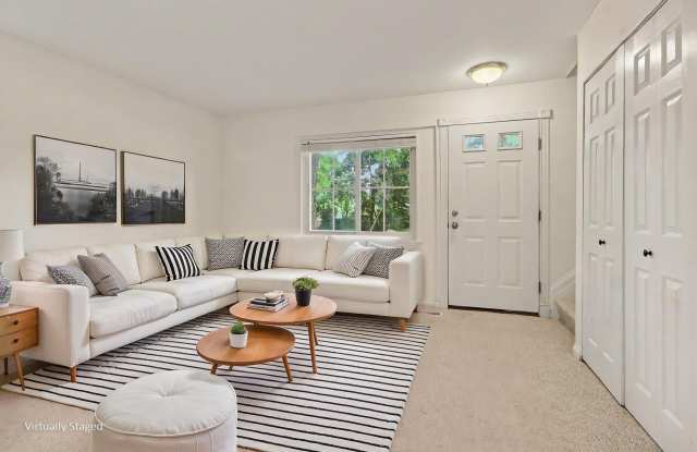 541 Long Shr Drive Gallery 2
