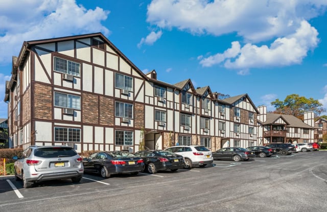 2101 HAWTHORNE LANE - 2101 Hawthorne Lane, Bergen County, NJ 07430