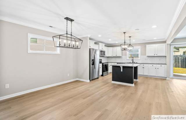 STUNNING 5 BEDROOM HOME IN WALNUT CREEK Gallery 4