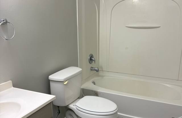 214 White Drive Apt F - 1 Gallery 3