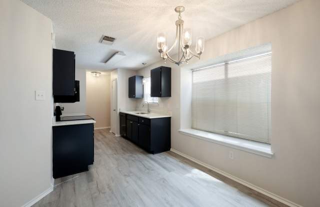 Charming 3-Bedroom Near Randolph AFB photos photos Charming 3-Bedroom Near Randolph AFB photos photos
