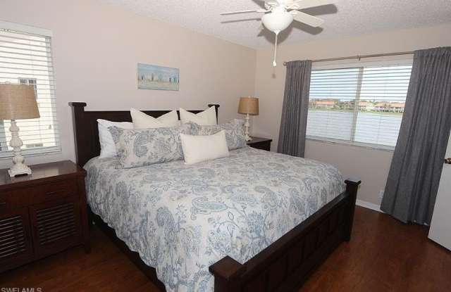 7812 Emerald Cir lot: 201 Gallery 4