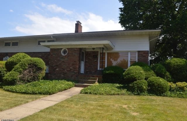475 Boulevard - 475 Boulevard, Kenilworth, NJ 07033