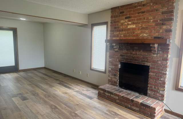 2040 Southwest 36th Street - 1 Gallery 3