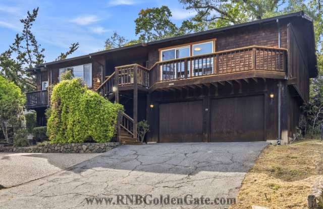 Gorgeous home with spacious yard in Kentfield for rent! photos photos