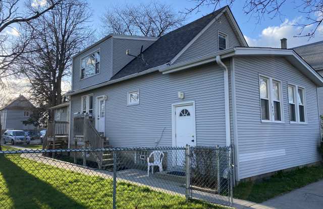 1952 South Chestnut Street photos photos