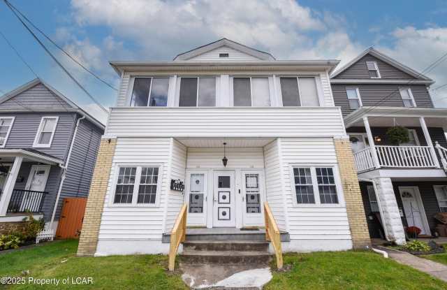 191 Boland Avenue Gallery 1