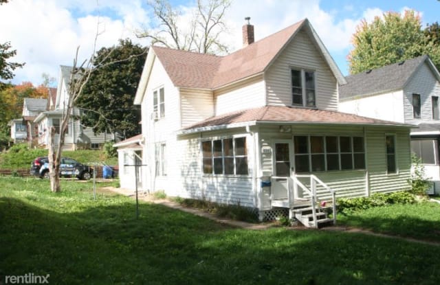 1134 Central Ave - 1134 Central Avenue, Red Wing, MN 55066
