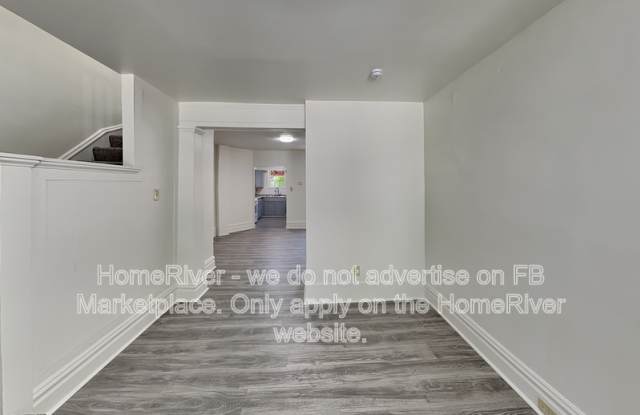 1517 1/2 Davis Ave Gallery 4