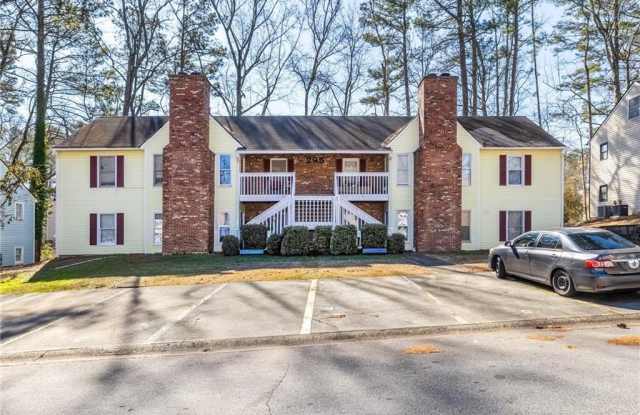 295 E Burns Court SW unit: A - 295 East Burns Court Southwest, Cobb County, GA 30008