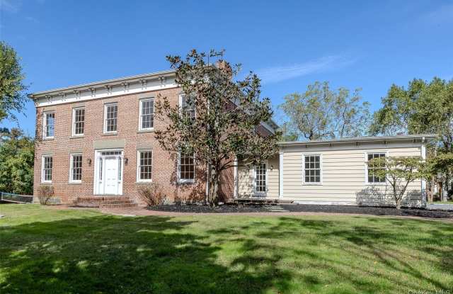 246 Shore Road Gallery 1